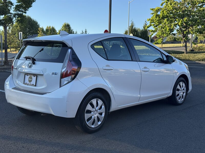 Used 2015 Toyota Prius C Two FWD image 5