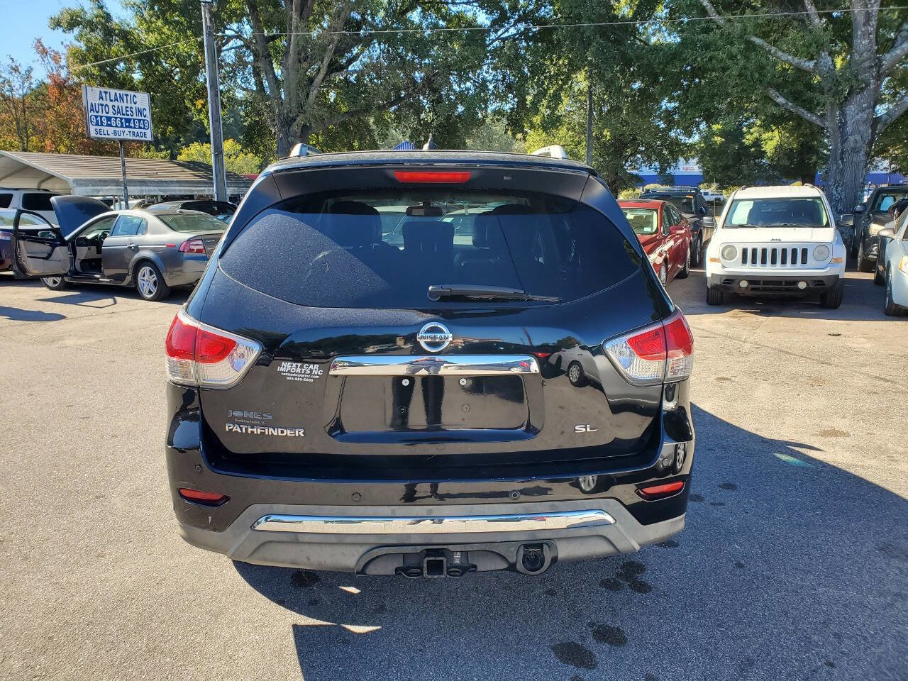 Used 2013 Nissan Pathfinder SL w/ SL Premium Pkg image 6