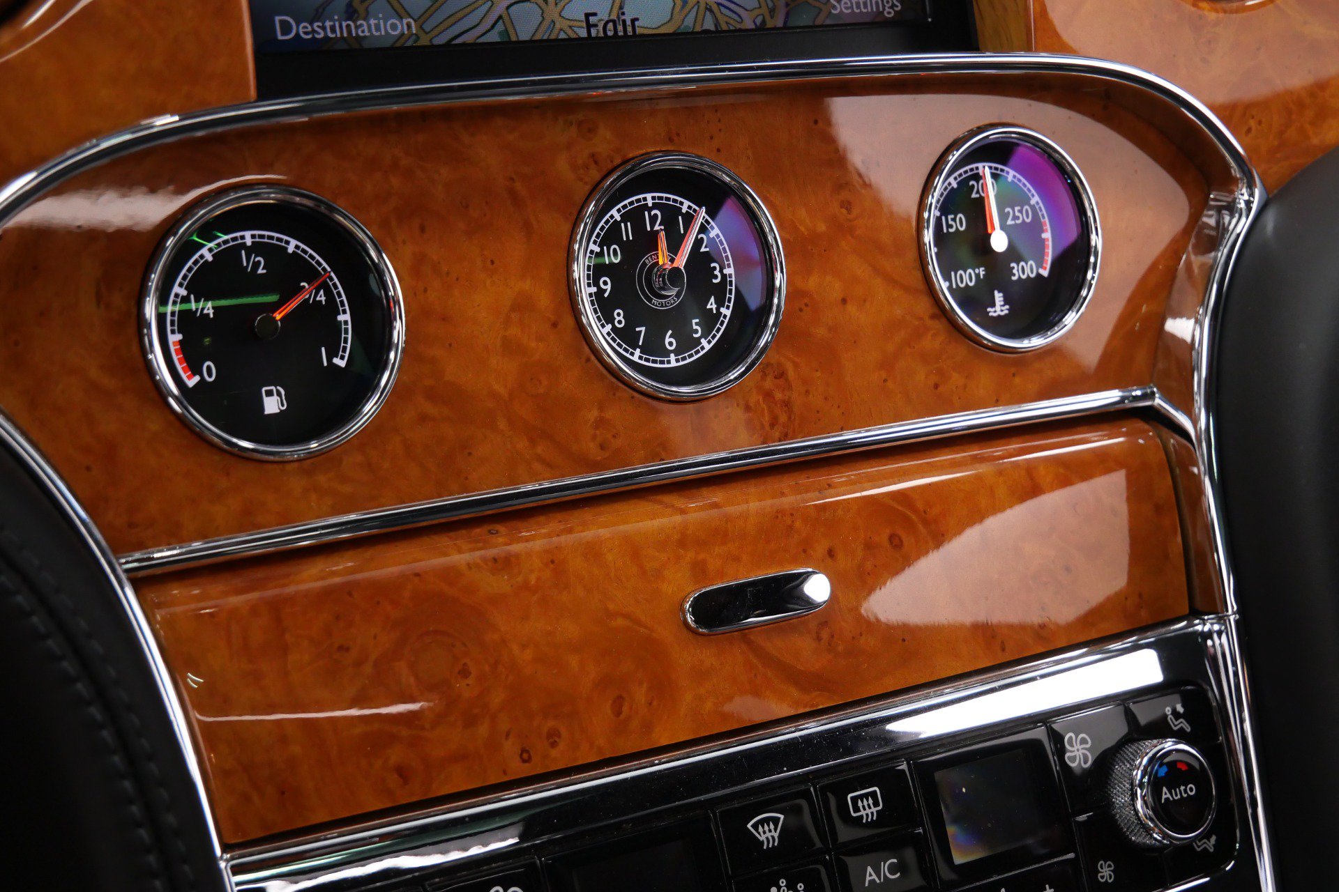 Used 2013 Bentley Mulsanne RWD image 30