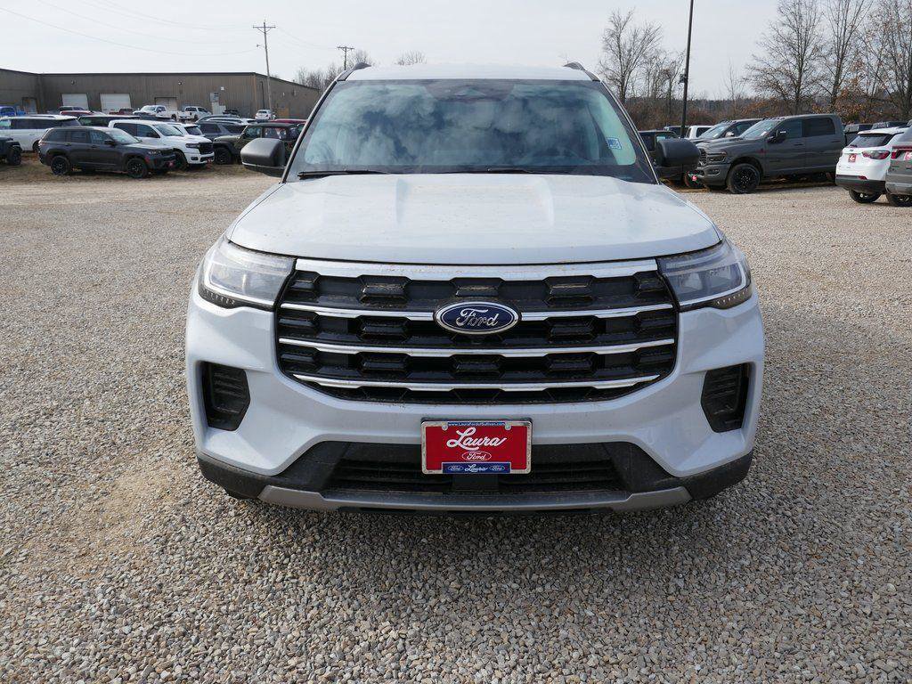 New 2026 Ford Explorer Active image 9
