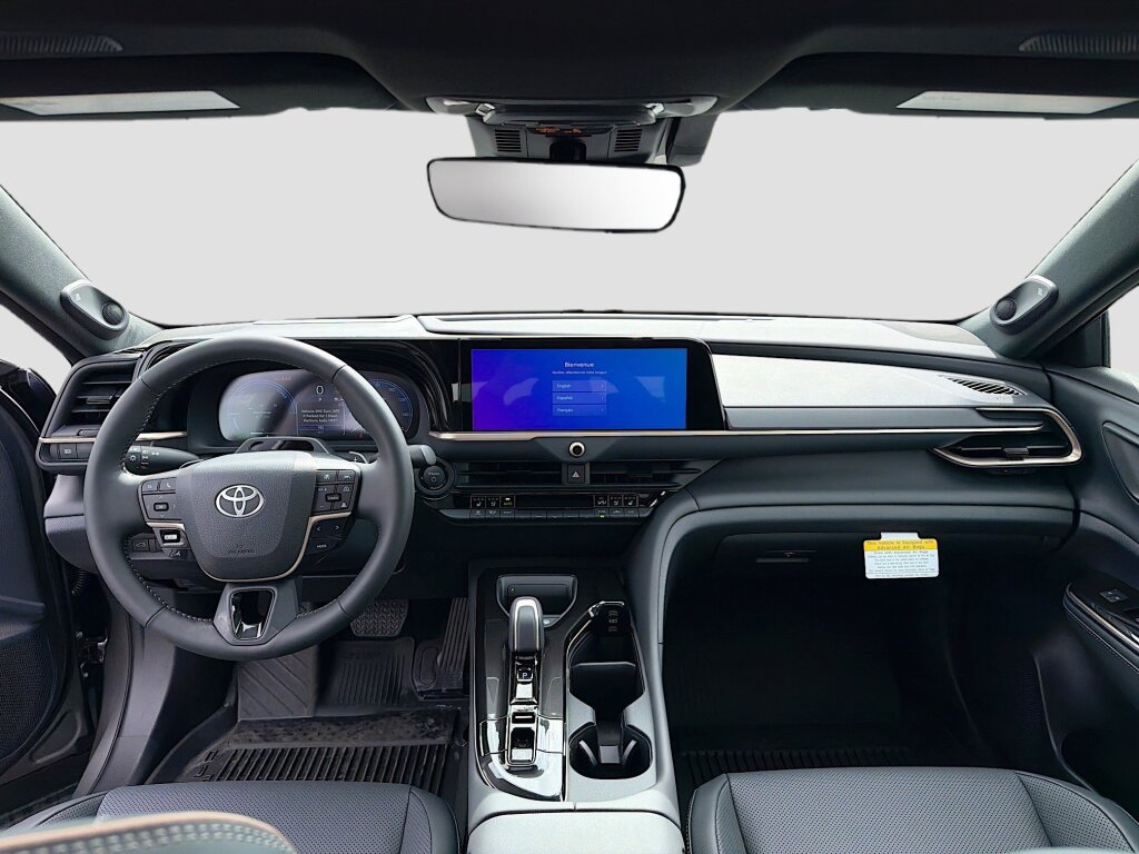 New 2026 Toyota Crown Platinum image 5