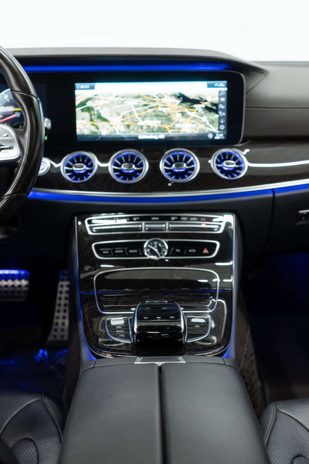 Used 2020 Mercedes-Benz CLS 450 w/ Driver Assistance Package image 23