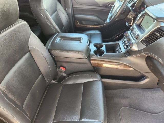 Used 2019 Chevrolet Suburban LT AWD/4WD image 15