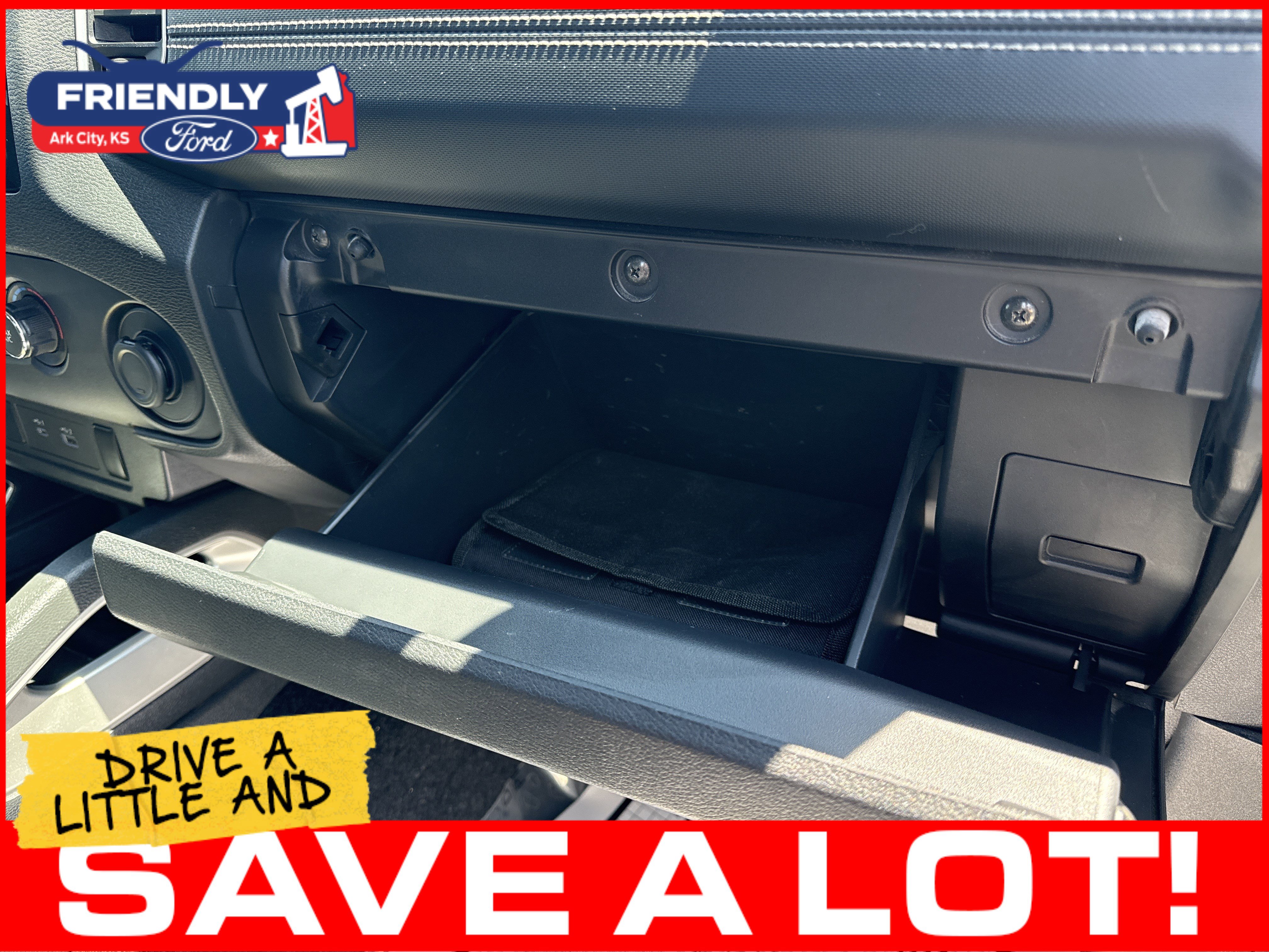 Used 2023 Nissan Frontier SV RWD image 23