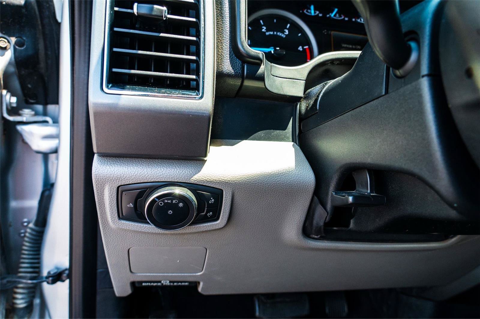 Used 2019 Ford F250 XLT AWD/4WD image 15