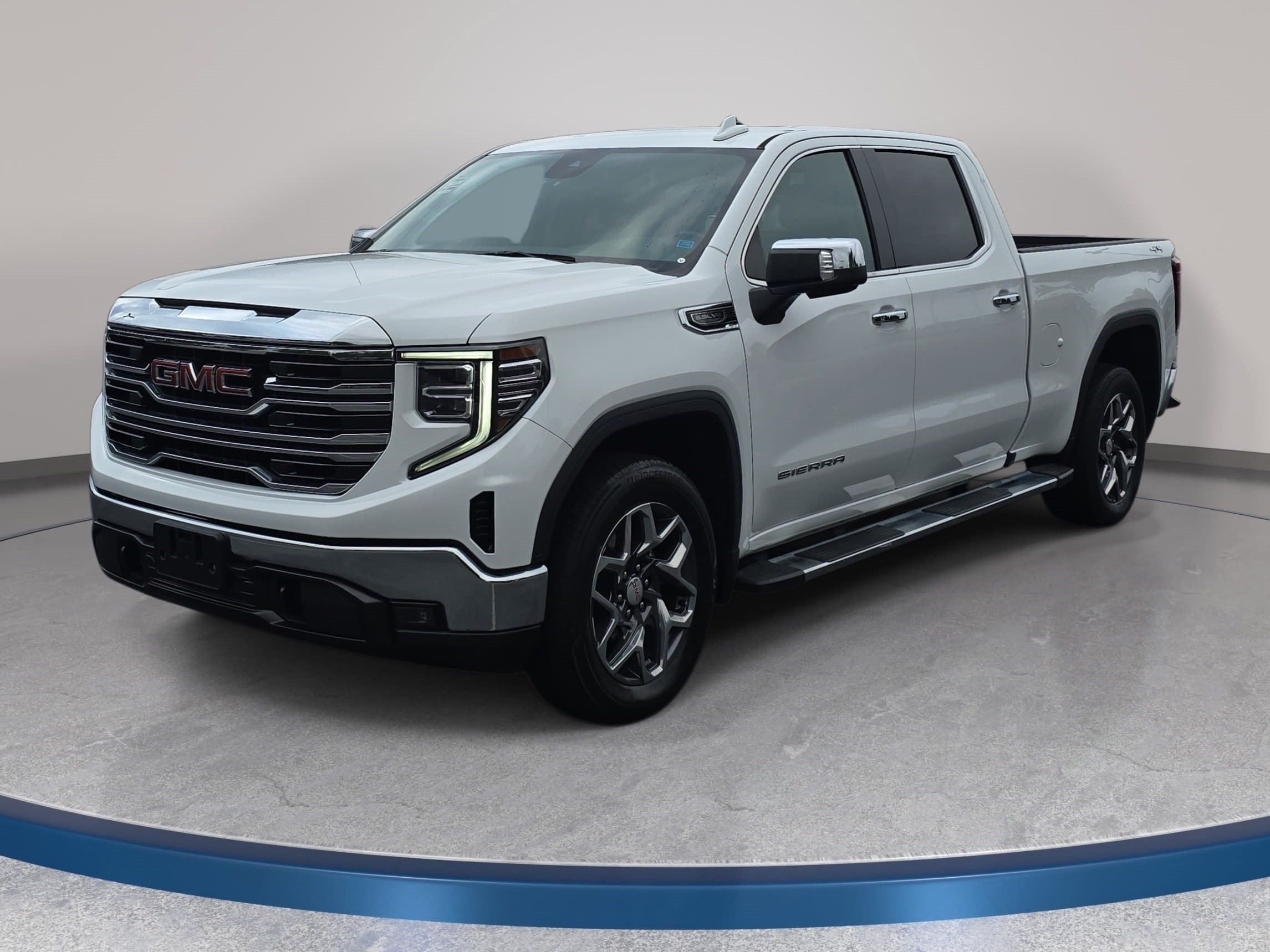 Used 2023 GMC Sierra 1500 SLT w/ SLT Premium Package AWD/4WD image 1