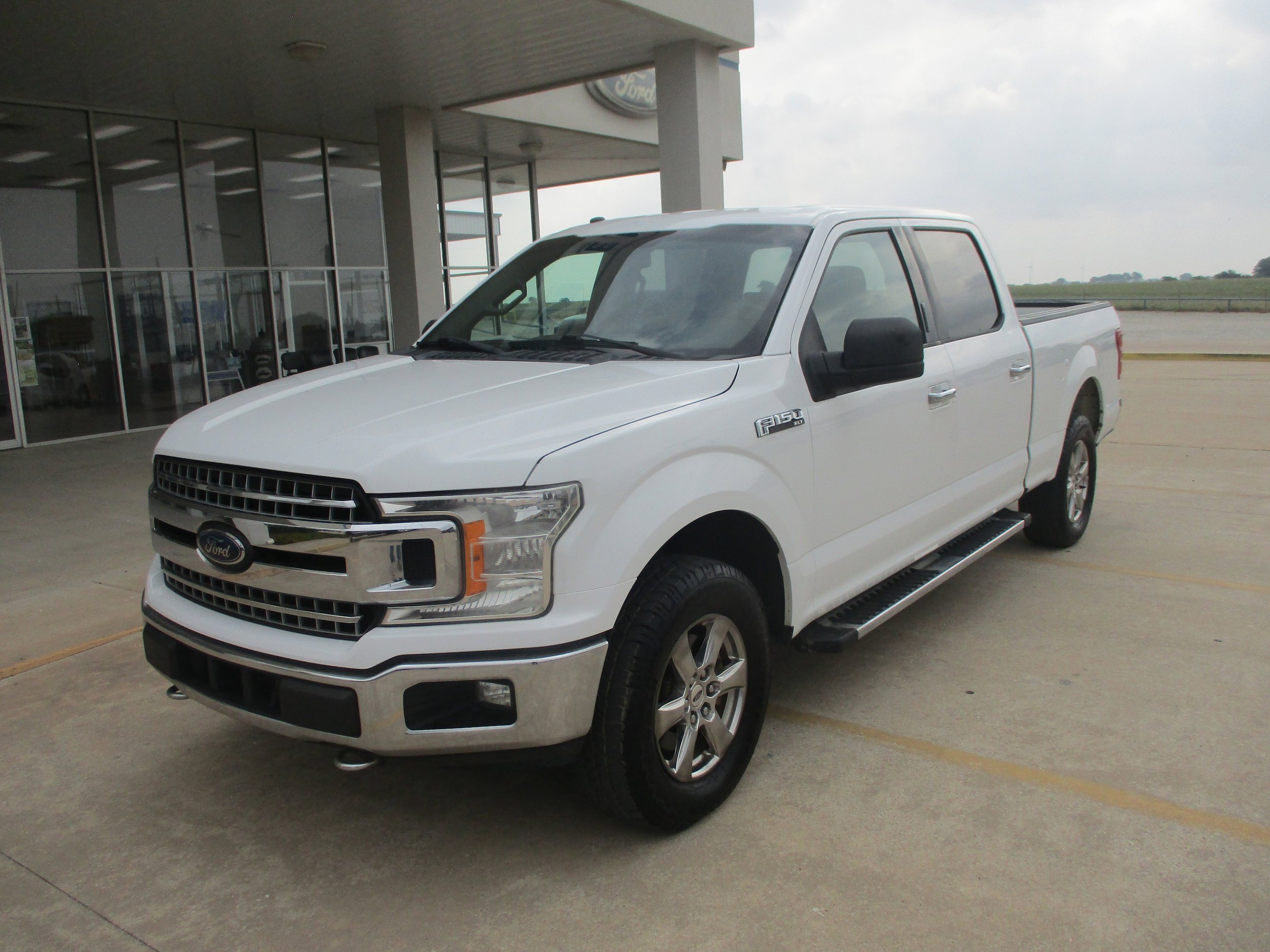 Used 2018 Ford F150 XLT w/ XTR Package AWD/4WD image 2