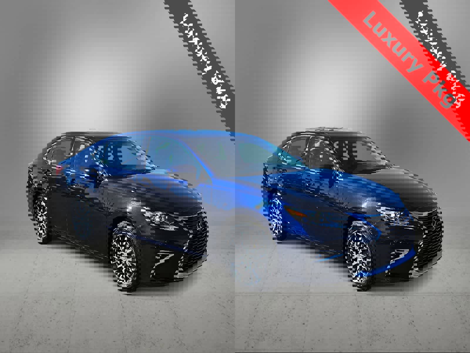 Used 2016 Lexus ES 350 w/ Luxury Package w/Wood Trim image 2