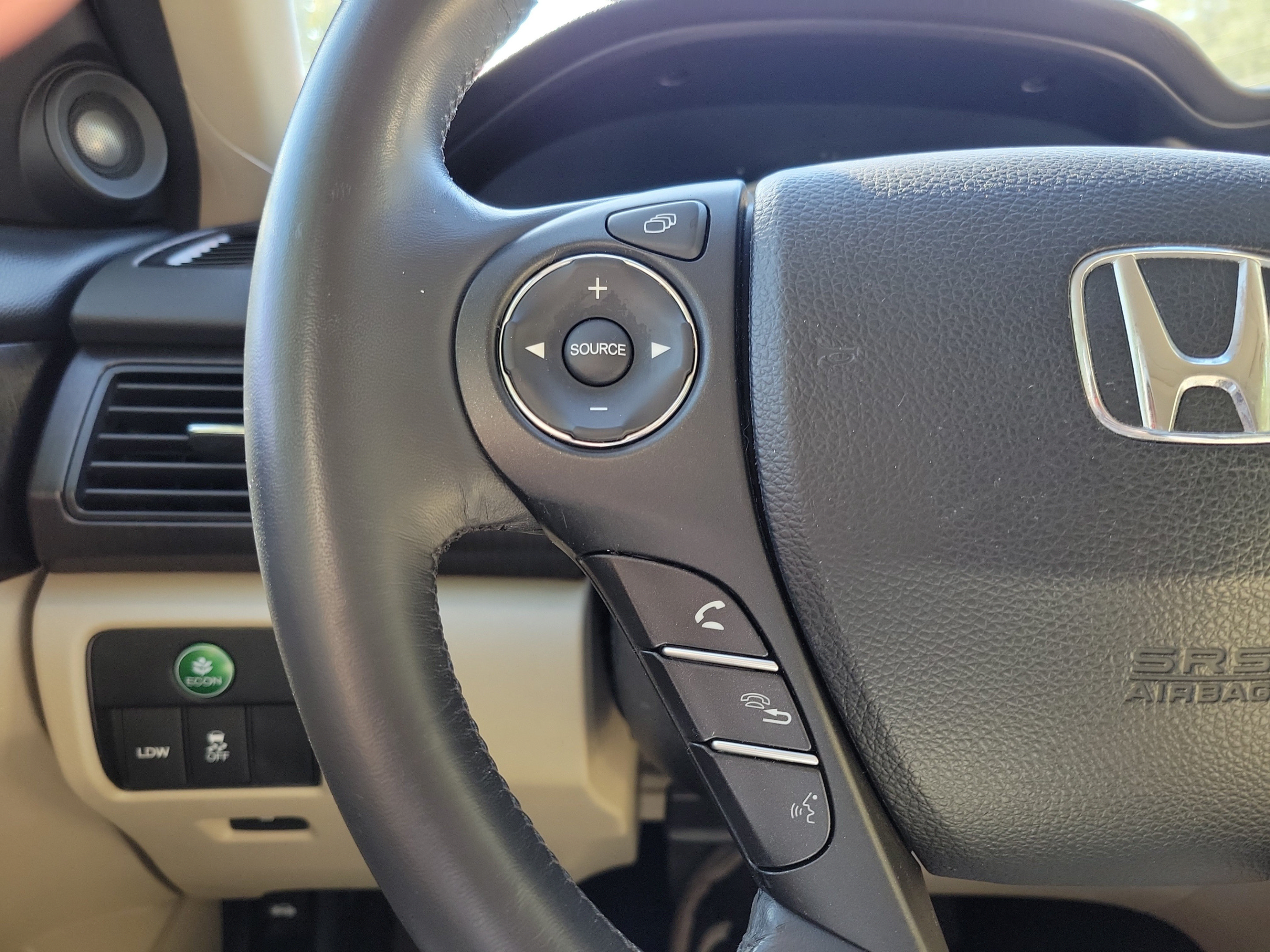 Used 2014 Honda Accord EX-L image 18