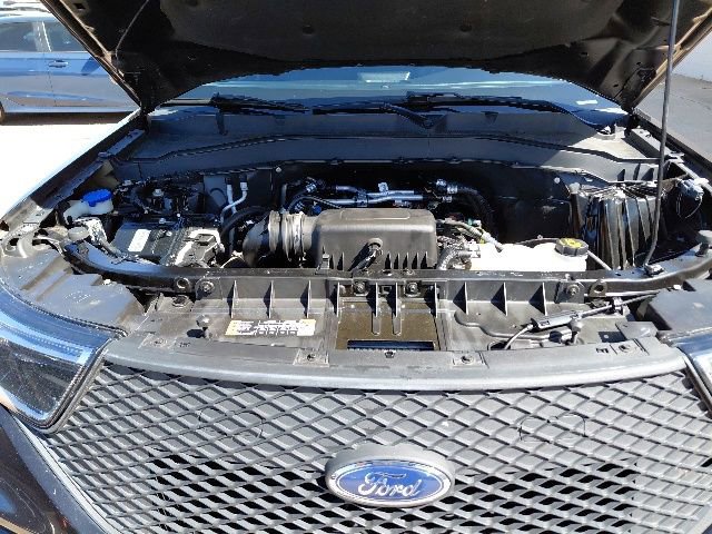 Used 2022 Ford Explorer XLT AWD/4WD image 37