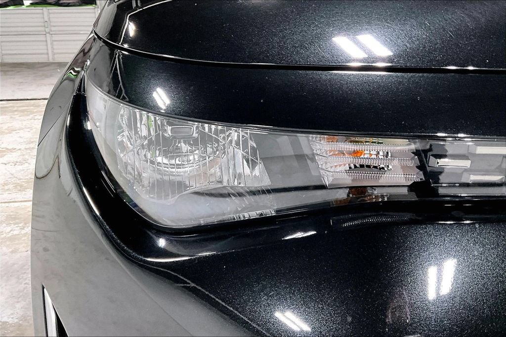 Used 2025 Kia Soul LX w/ LX Technology Package FWD image 36