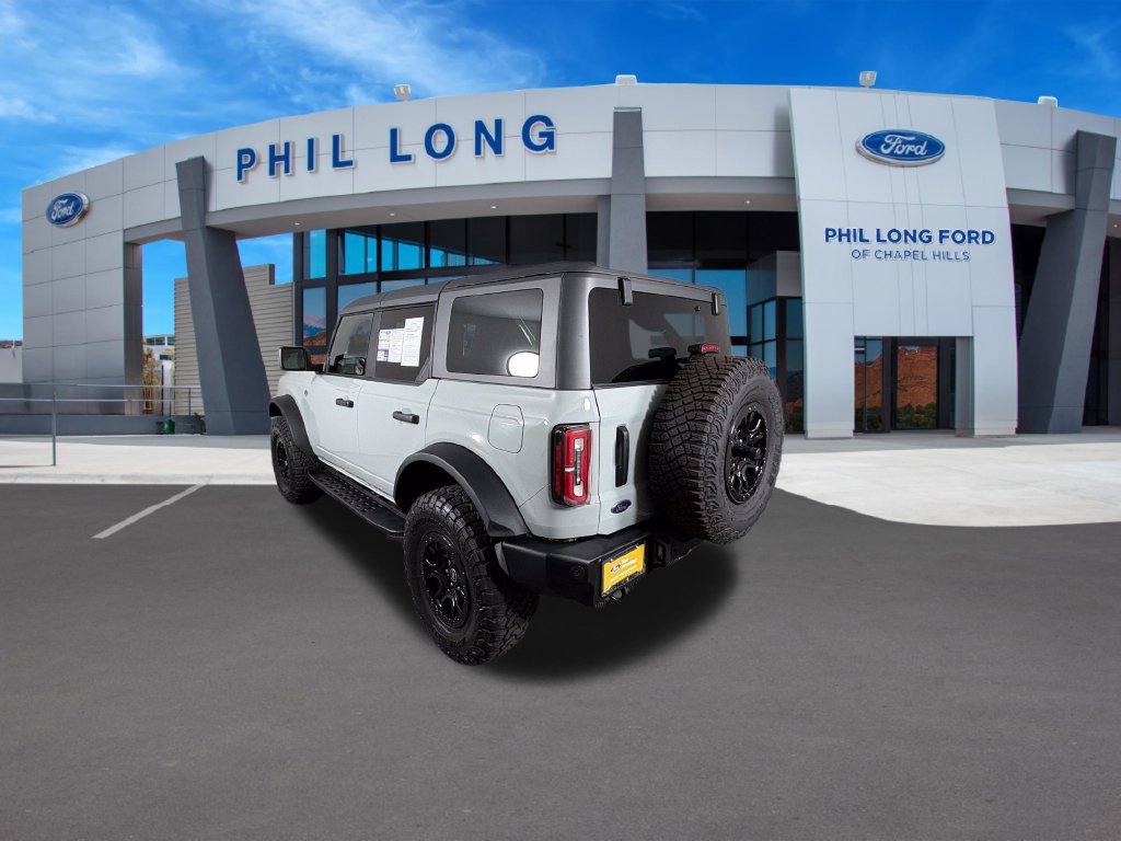 Certified 2023 Ford Bronco Wildtrak AWD/4WD image 3