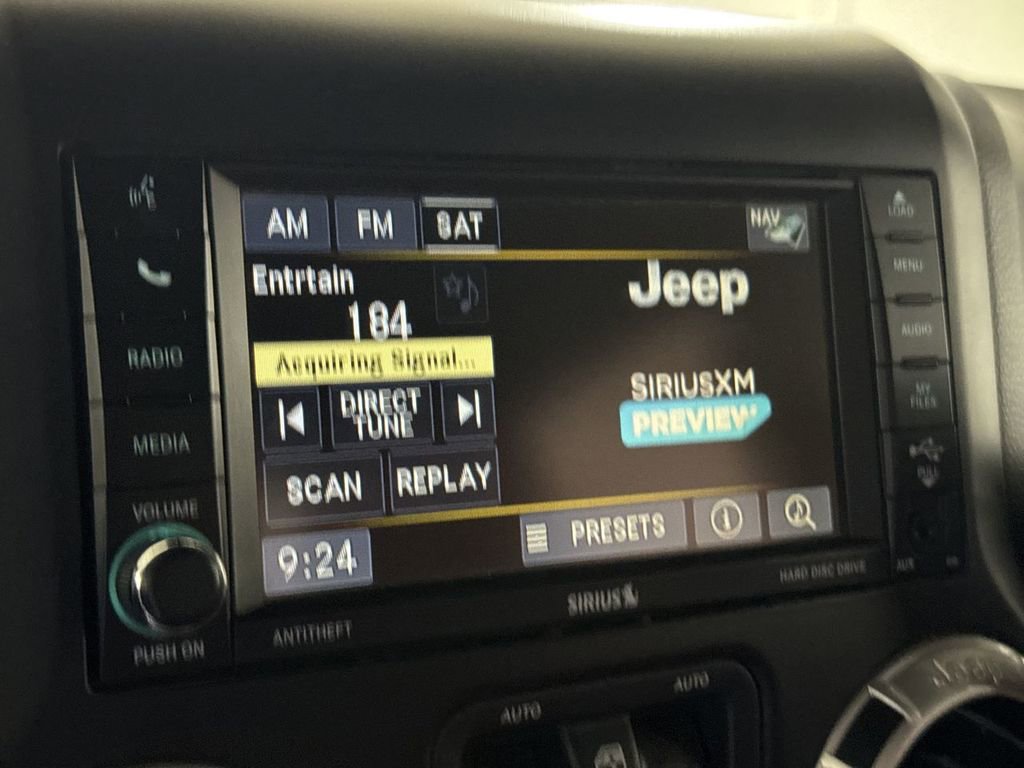 Used 2013 Jeep Wrangler Rubicon image 14