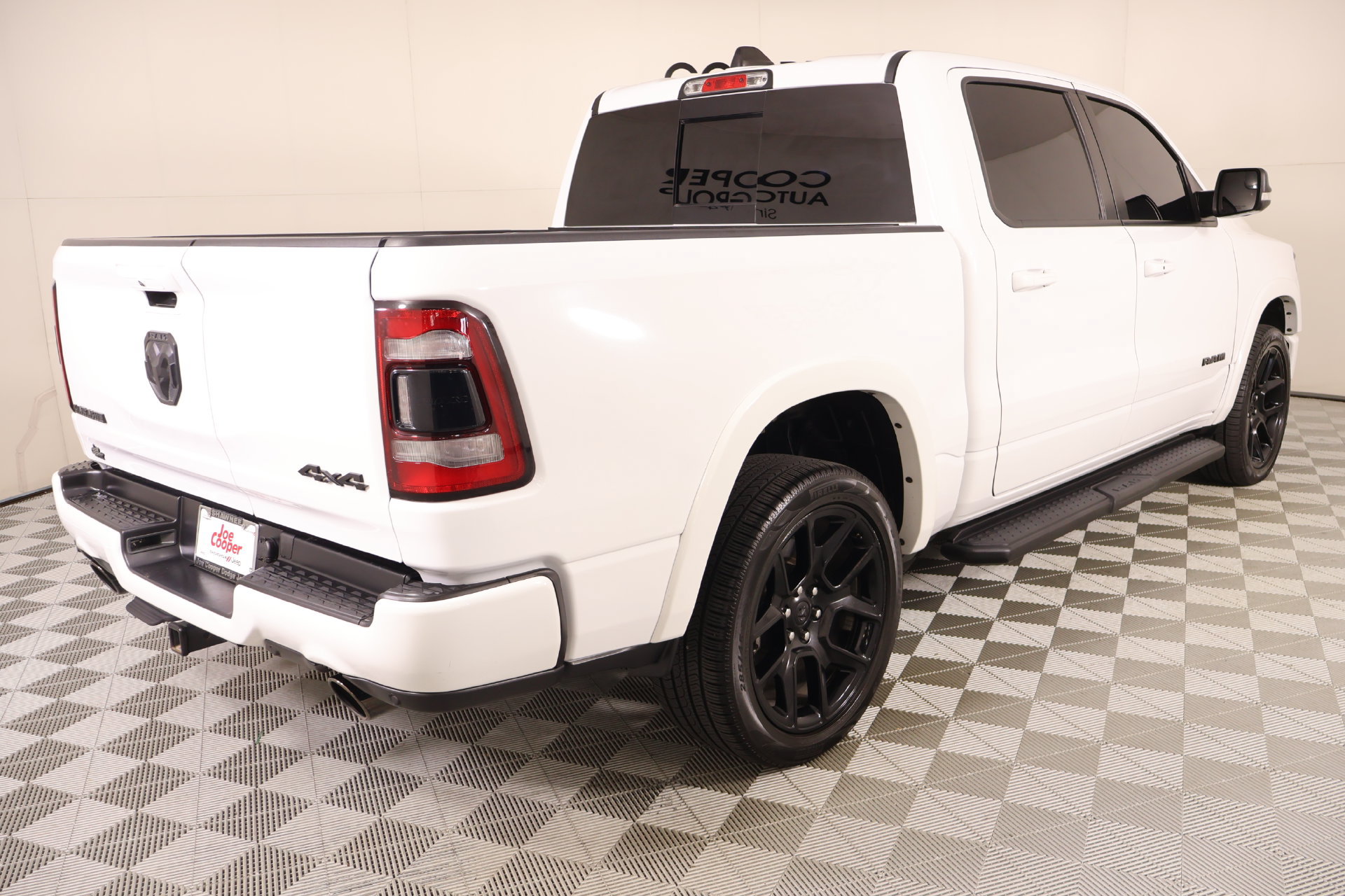 Used 2022 RAM 1500 Laramie AWD/4WD image 21