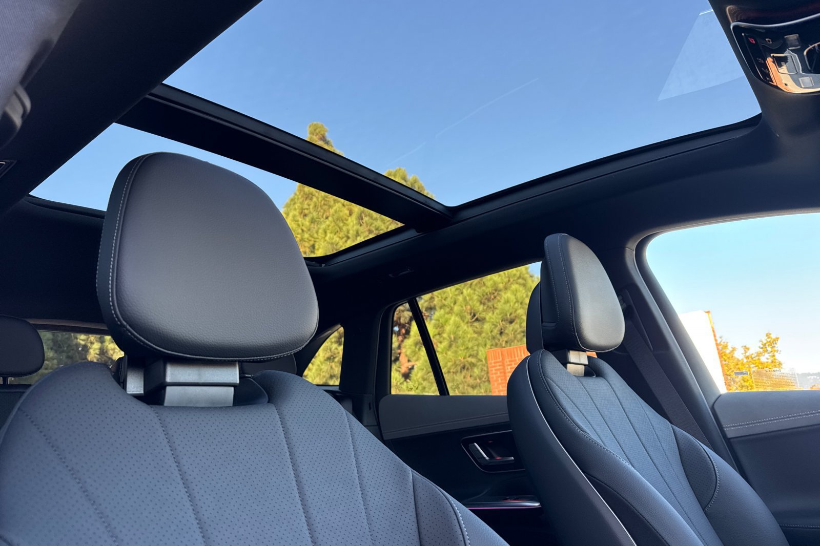 New 2027 Mercedes-Benz EQE 320 4MATIC SUV image 17