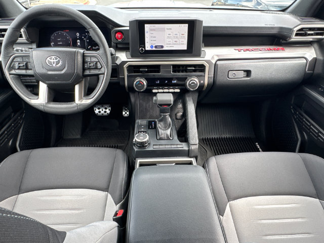 Used 2025 Toyota Tacoma TRD Sport AWD/4WD image 21