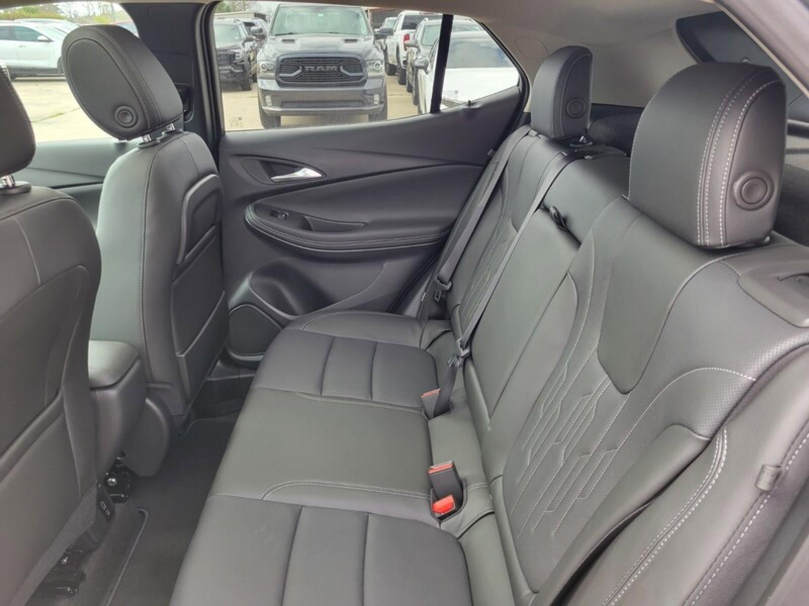 New 2026 Buick Encore GX Avenir w/ Avenir Technology Package FWD image 28