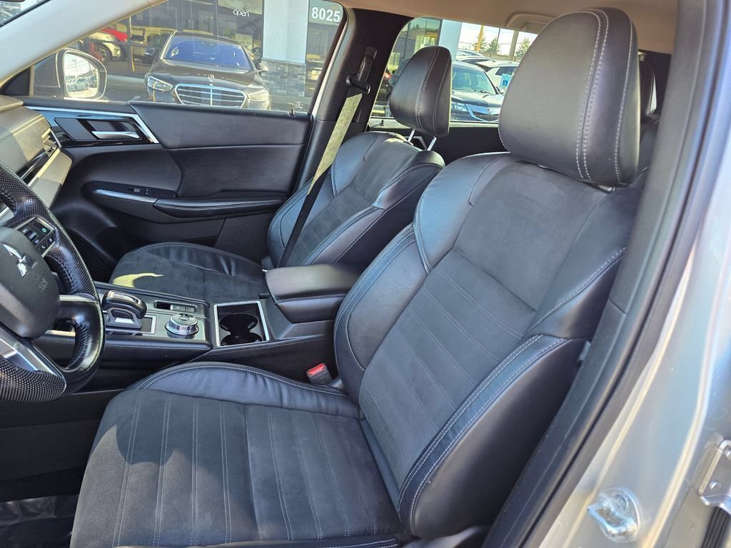 Used 2022 Mitsubishi Outlander SE AWD/4WD image 26