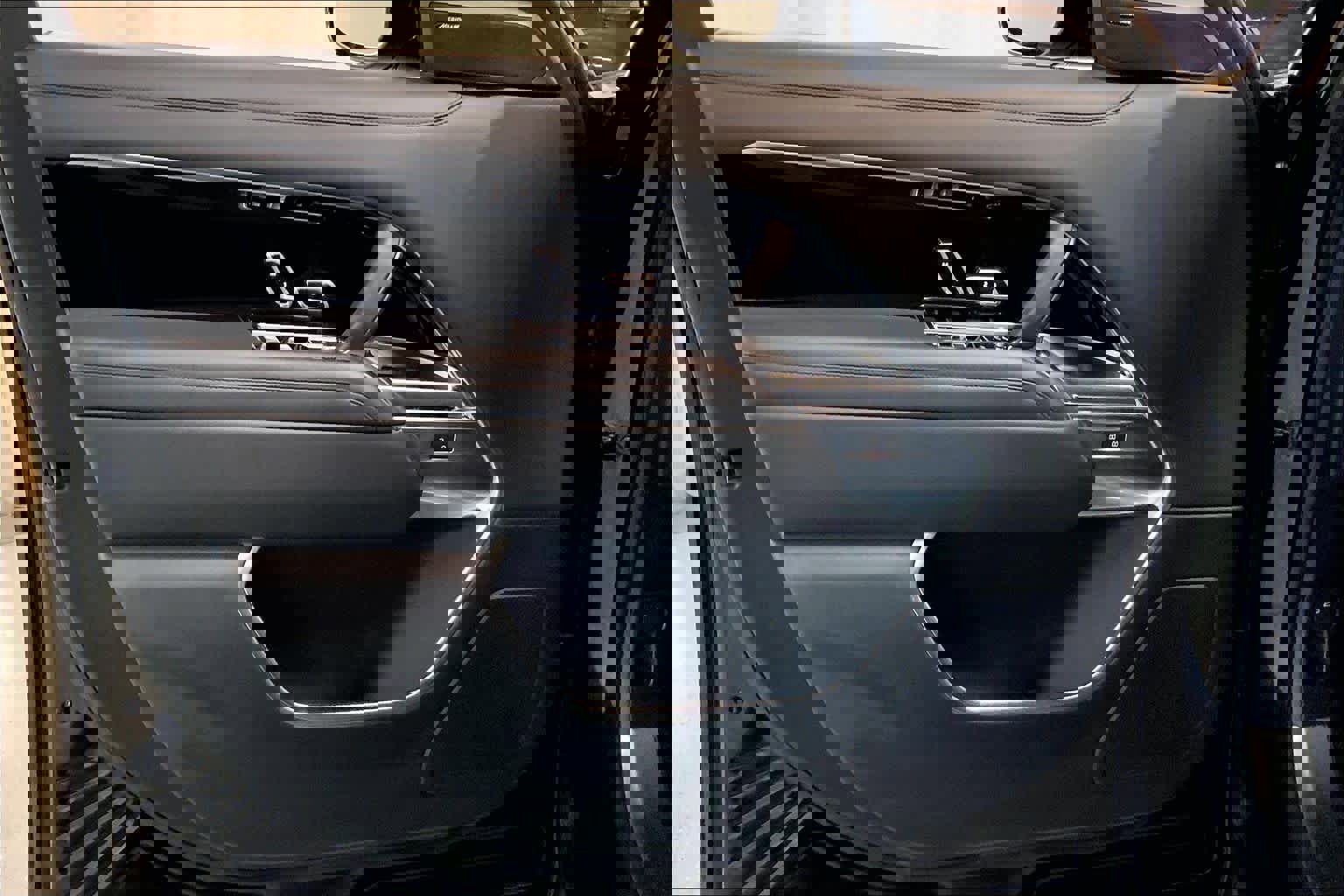 Used 2023 Land Rover Range Rover SE AWD/4WD image 22