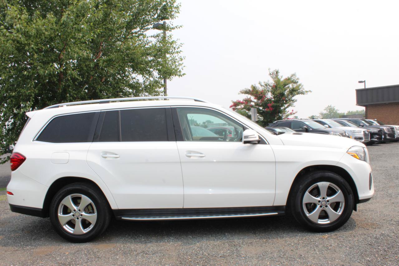 Used 2017 Mercedes-Benz GLS 450 4MATIC image 9