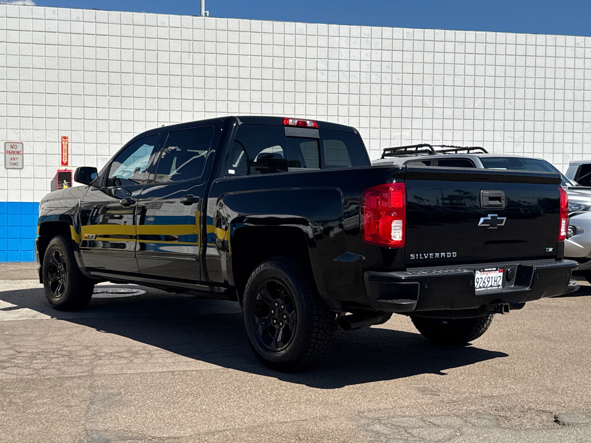 Certified 2018 Chevrolet Silverado 1500 LTZ Z71 w/ LTZ Plus Package AWD/4WD image 8