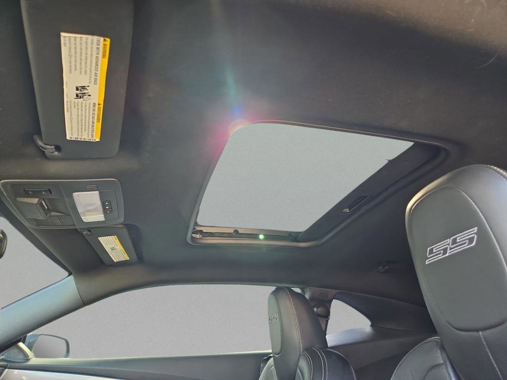 Used 2010 Chevrolet Camaro SS image 31