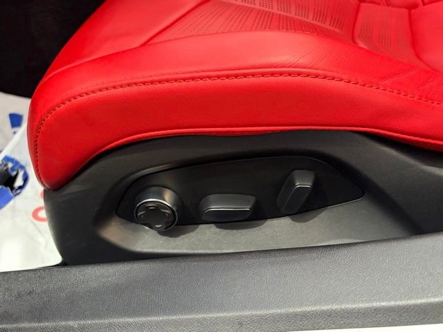 Used 2020 Chevrolet Corvette Stingray Premium Conv w/ 3LT Preferred Equipment Group RWD image 19
