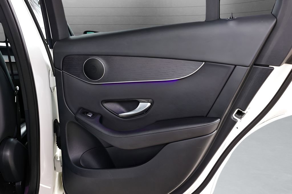 Used 2022 Mercedes-Benz GLC 300 4MATIC image 59