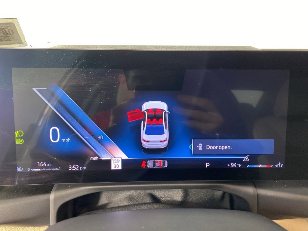 Certified 2023 BMW 330i xDrive Sedan w/ Driving Assistance Package image 20