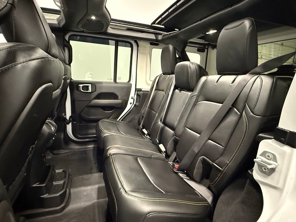 Used 2025 Jeep Wrangler Unlimited Rubicon 392 image 32