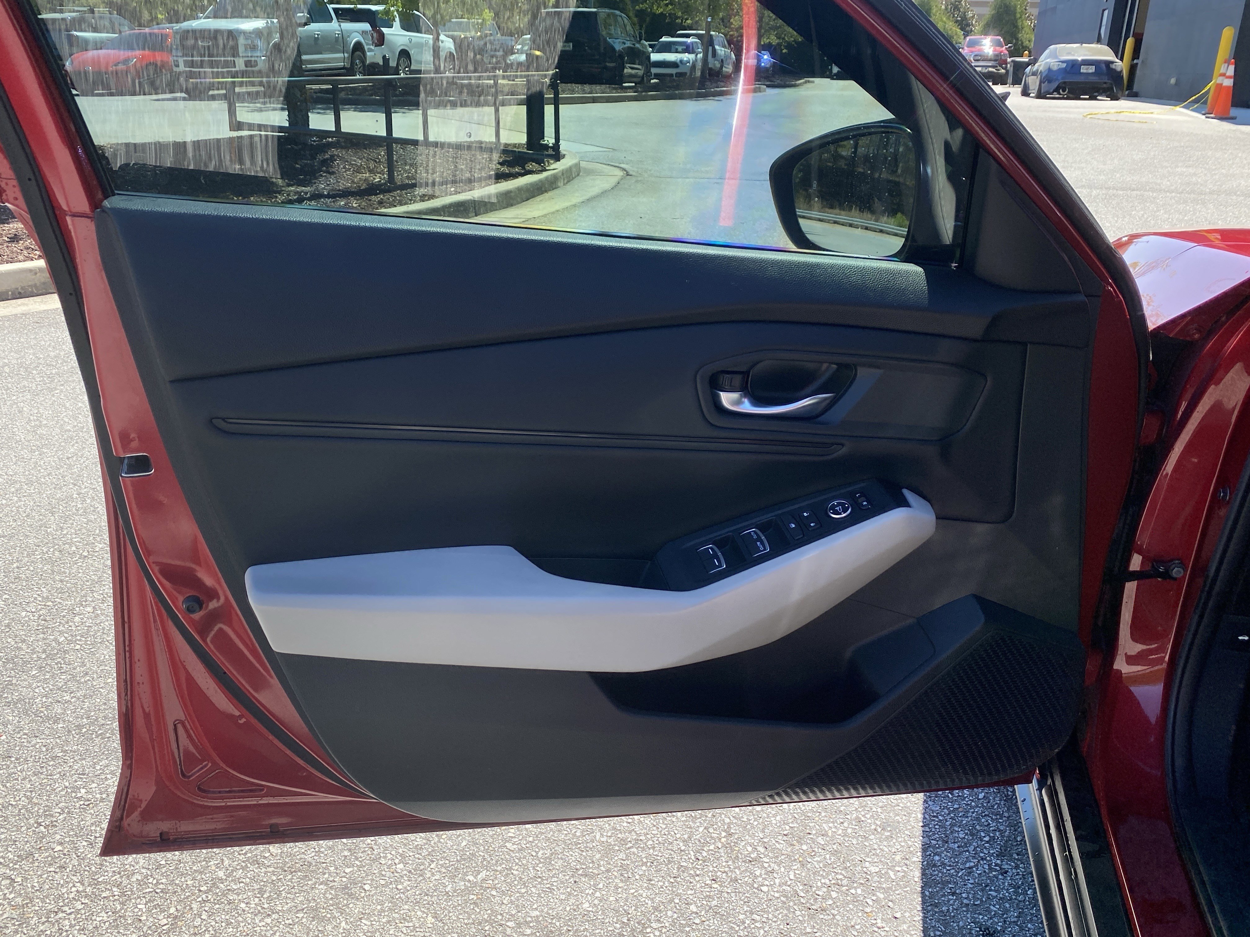 Used 2023 Honda Accord EX image 17