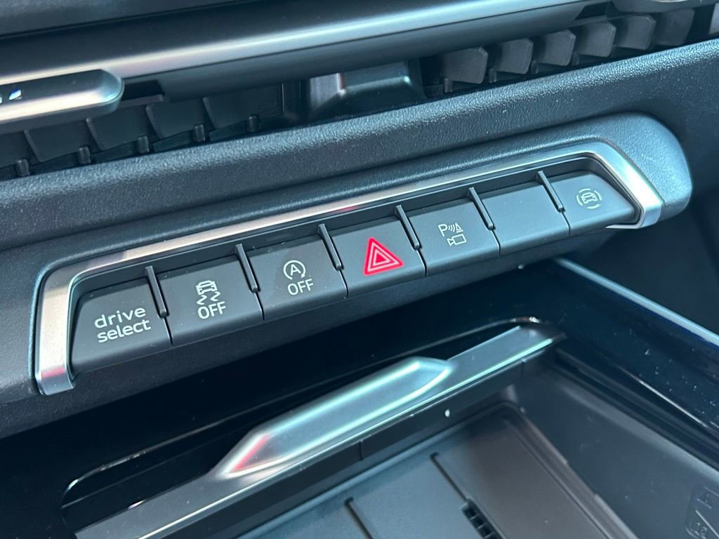 New 2026 Audi Q3 quattro 2.0T image 30