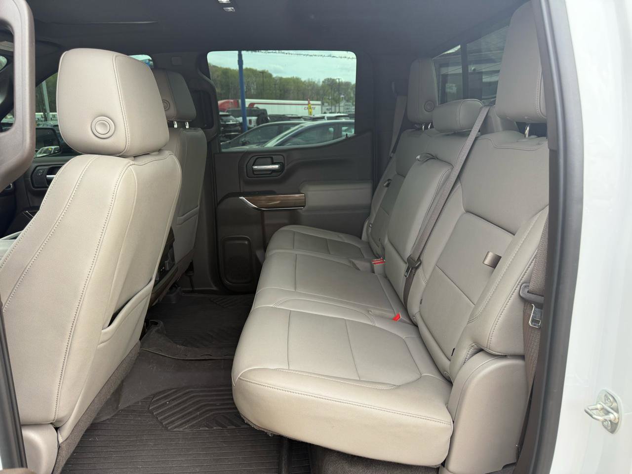 Used 2021 Chevrolet Silverado 1500 LT Trail Boss w/ Convenience Package II image 19