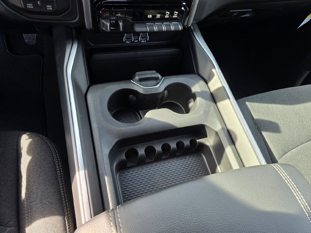 New 2026 RAM 3500 Big Horn AWD/4WD image 23
