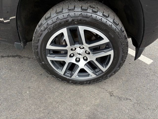 Used 2023 Chevrolet Colorado Z71 w/ Z71 Convenience Package 2 image 9