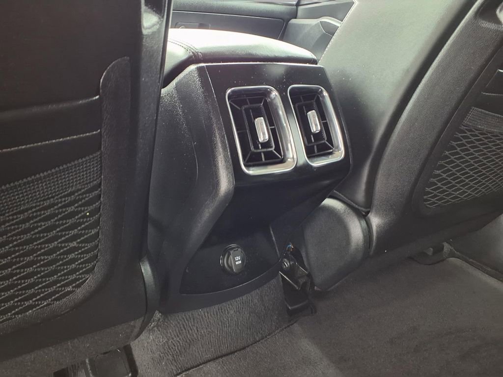 Used 2024 Kia Sorento S image 25