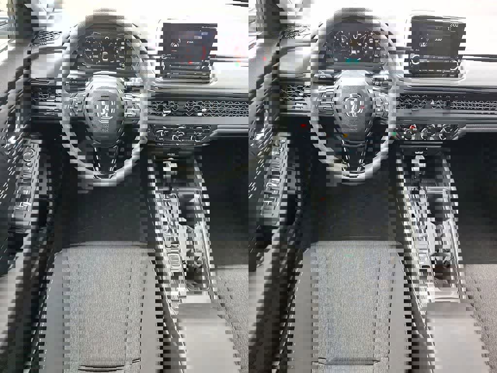 Certified 2025 Honda Accord SE image 21