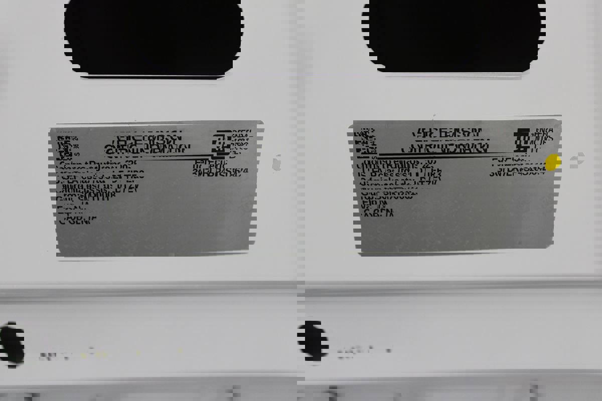 Used 2025 Chevrolet Equinox EV LT w/ Convenience Package image 40