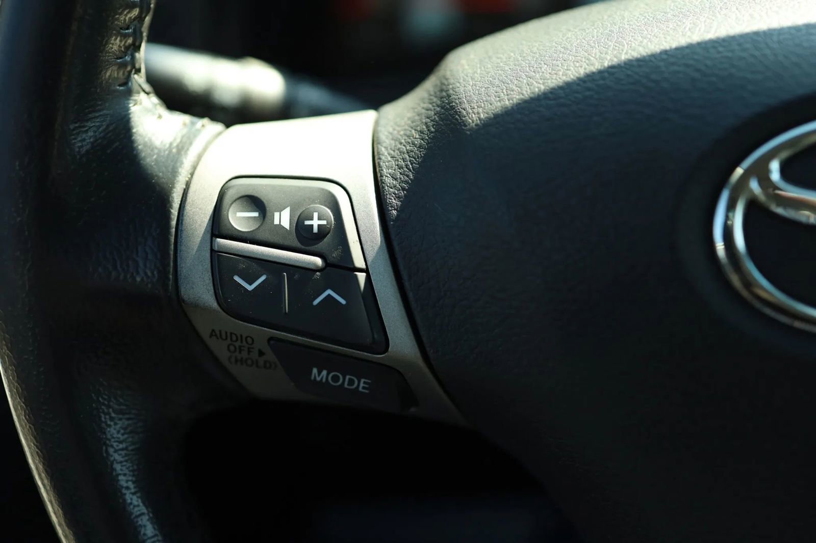 Used 2011 Toyota Camry SE image 15