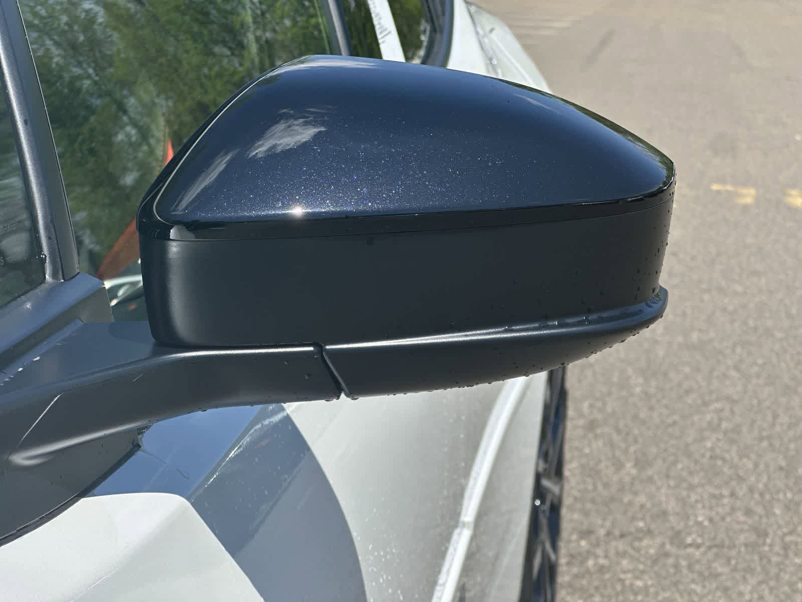 New 2026 Toyota Prius Plug-In Hybrid FWD image 14