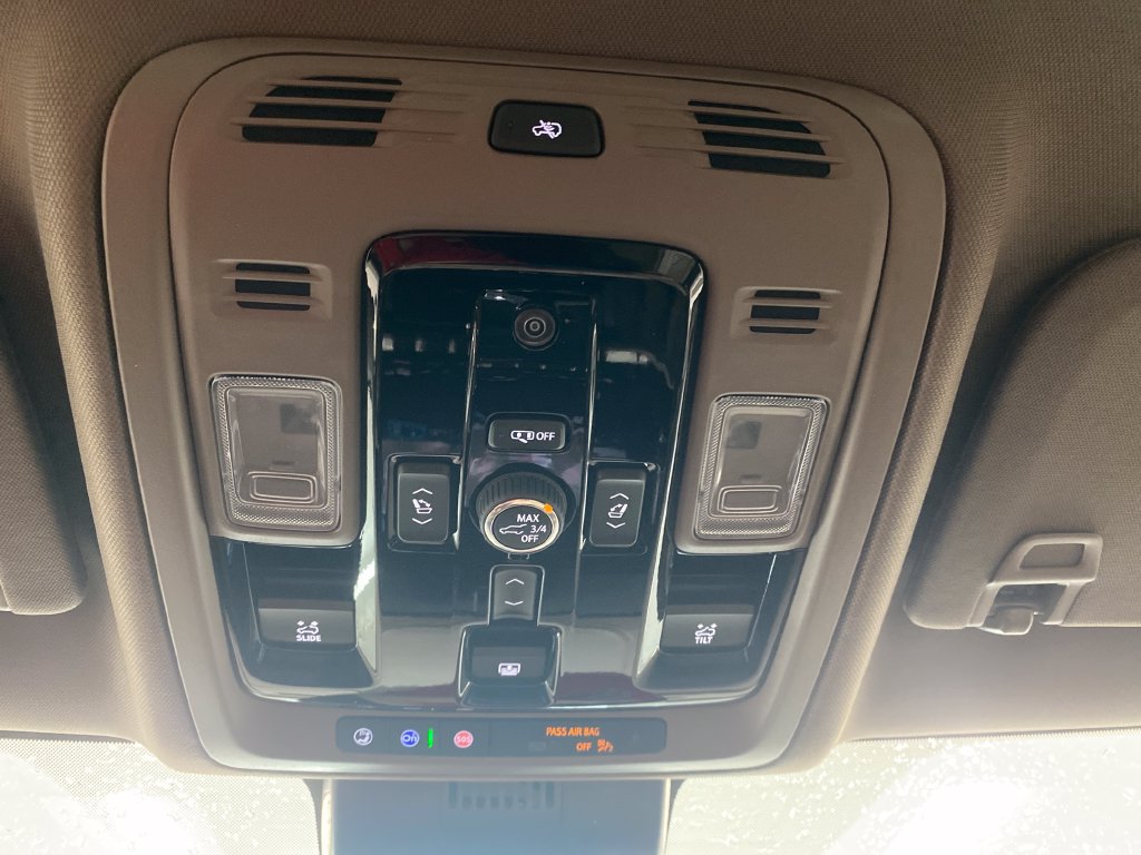 New 2026 GMC Yukon Denali w/ Denali Reserve Package AWD/4WD image 23