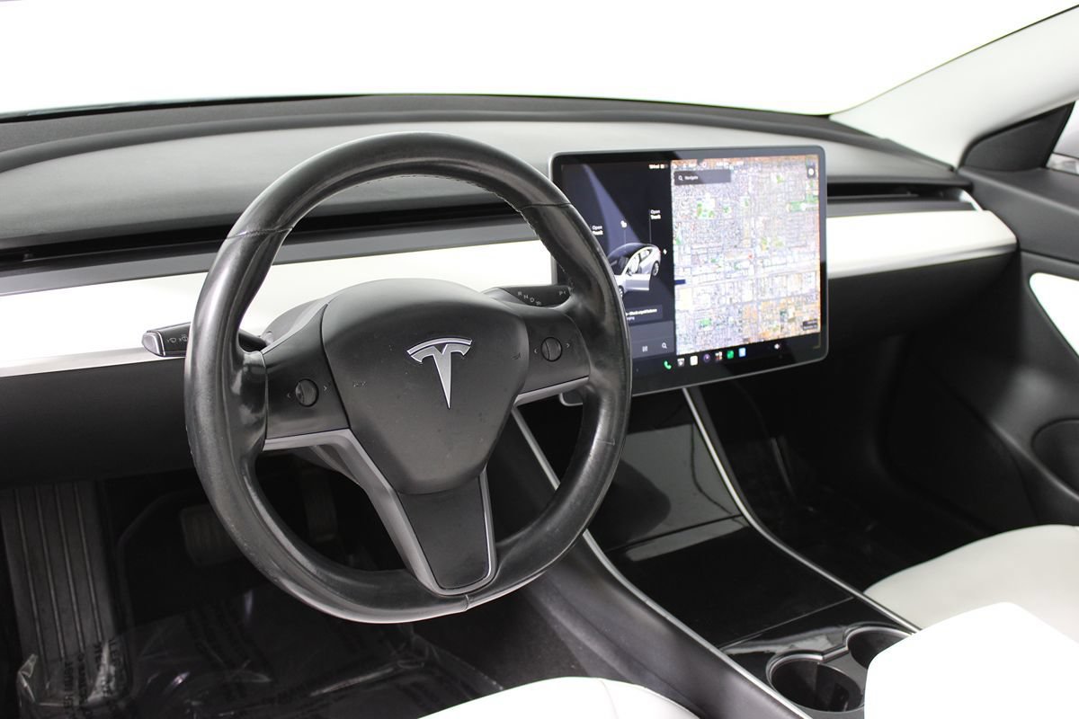 Used 2018 Tesla Model 3 Long Range AWD/4WD image 4