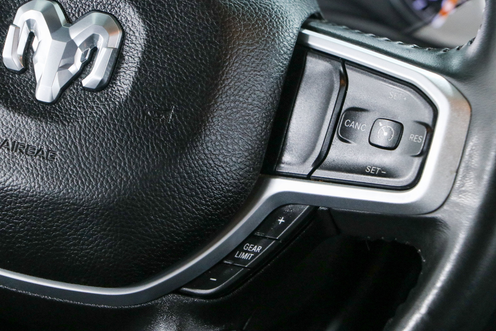 Used 2022 RAM 1500 Big Horn AWD/4WD image 14