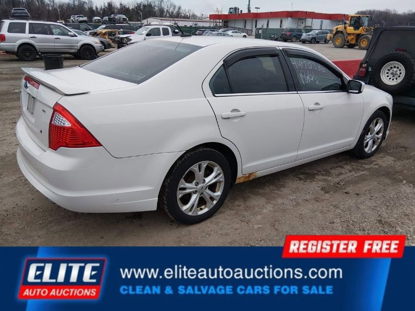 Used 2012 Ford Fusion SE image 7