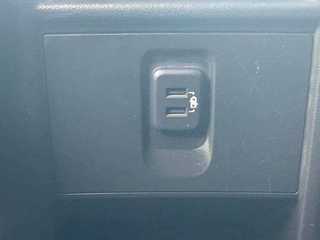 Used 2019 Chevrolet Traverse LT w/ LPO, Floor Liner Package AWD/4WD image 26