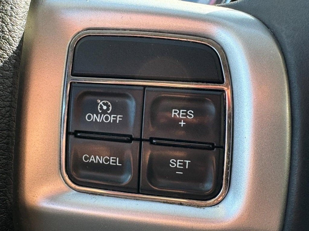 Used 2013 Dodge Durango Crew image 17