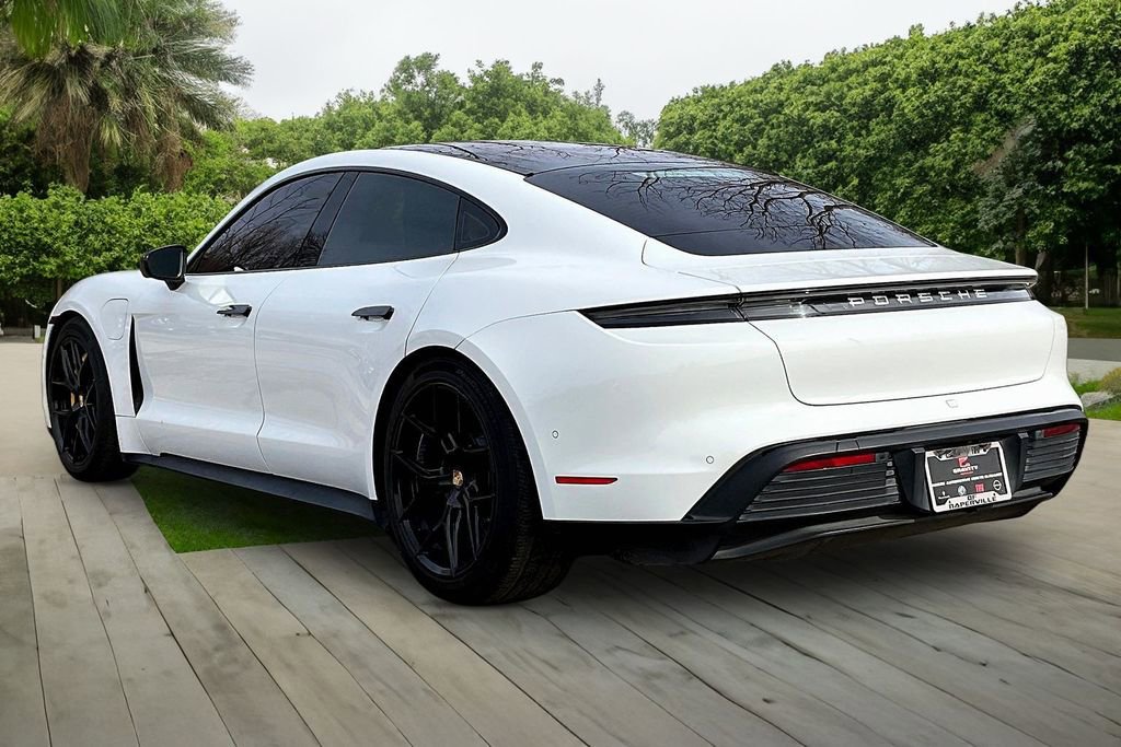 Used 2020 Porsche Taycan 4S image 4