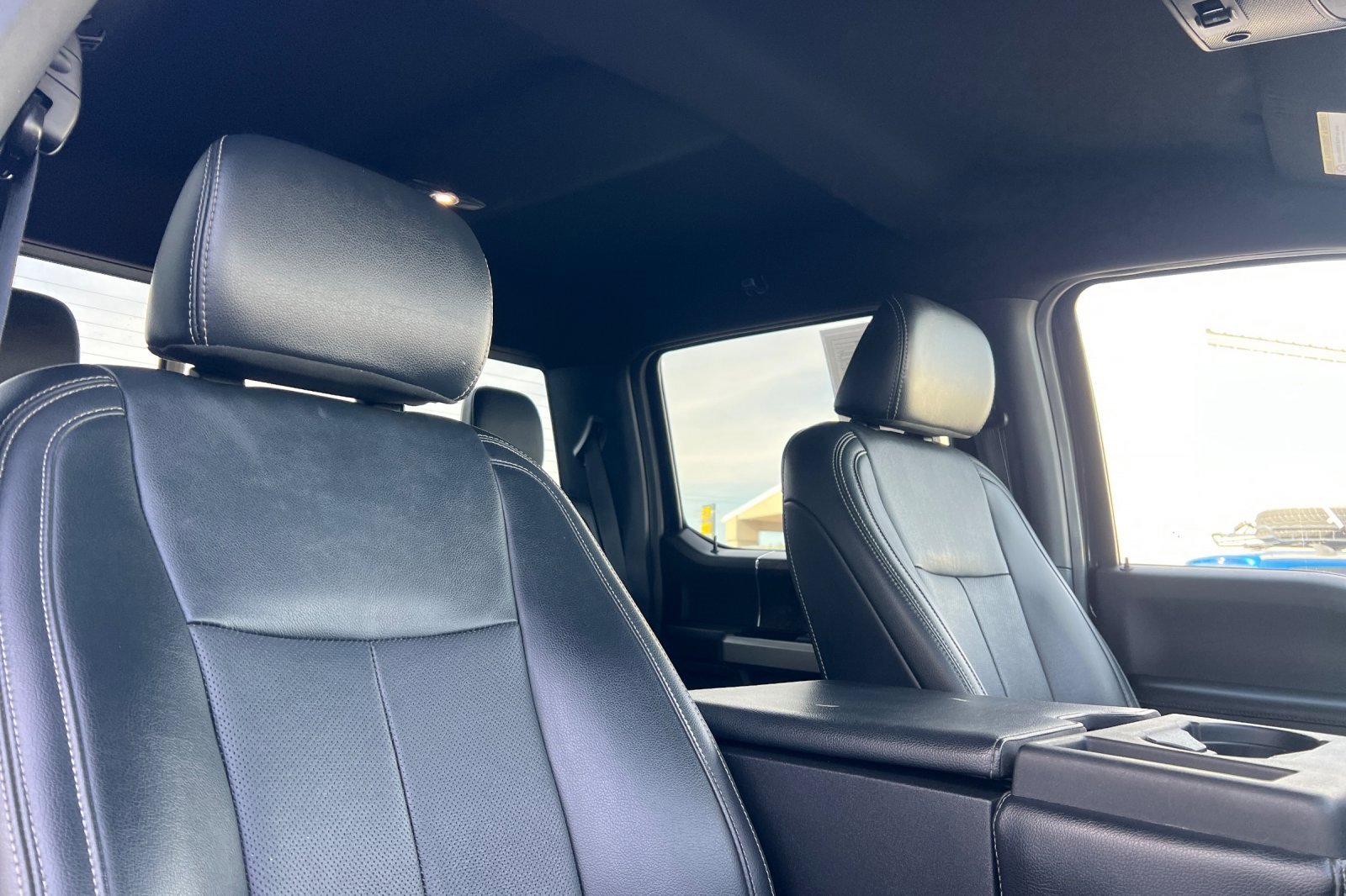 Used 2022 Ford F350 Lariat w/ Lariat Ultimate Package image 13