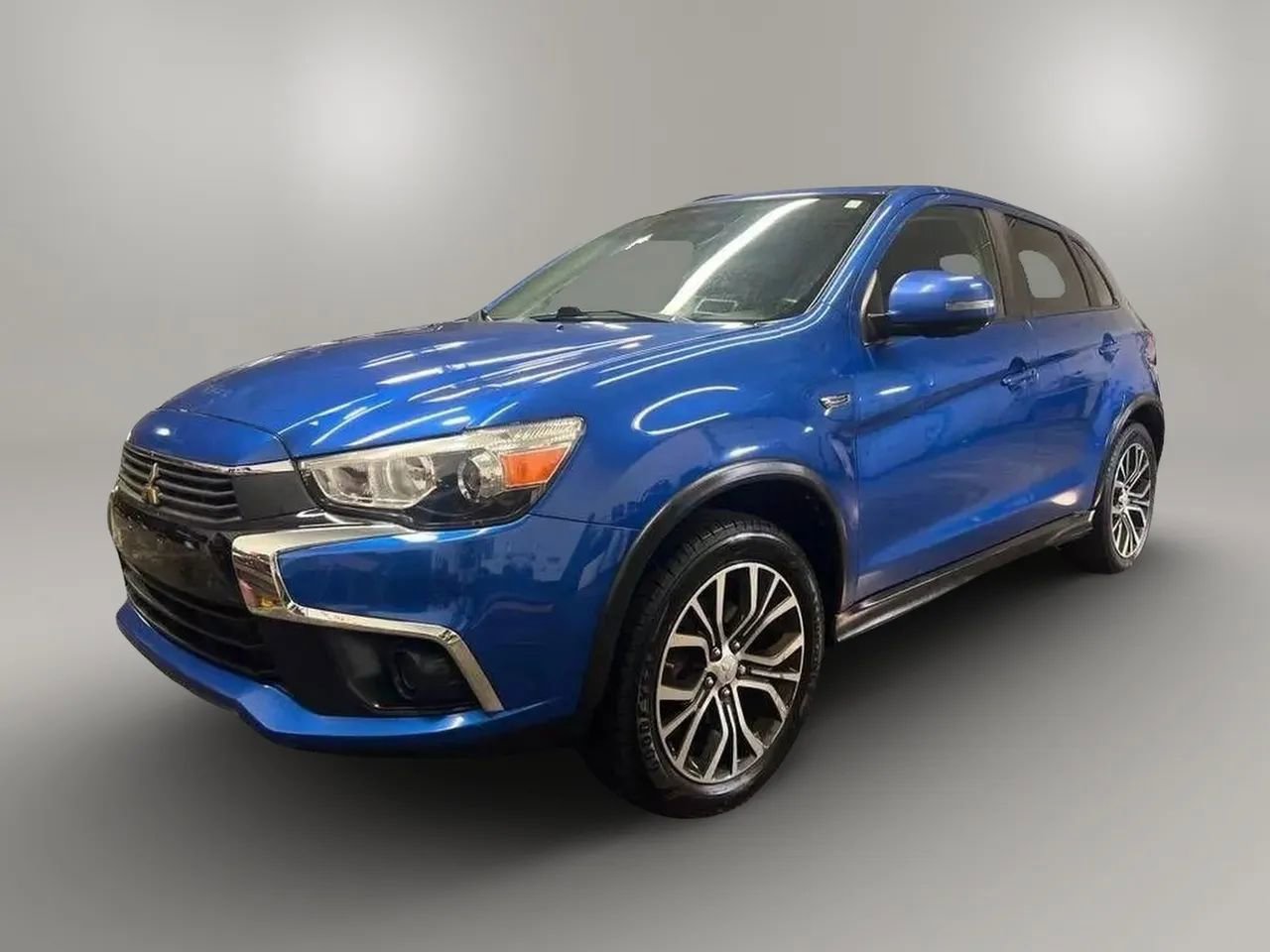 Used 2017 Mitsubishi Outlander Sport LE image 1