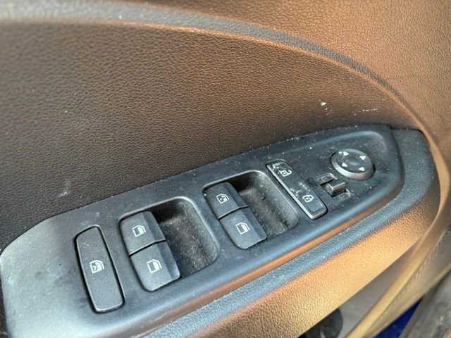 Used 2023 Hyundai Venue SEL image 15